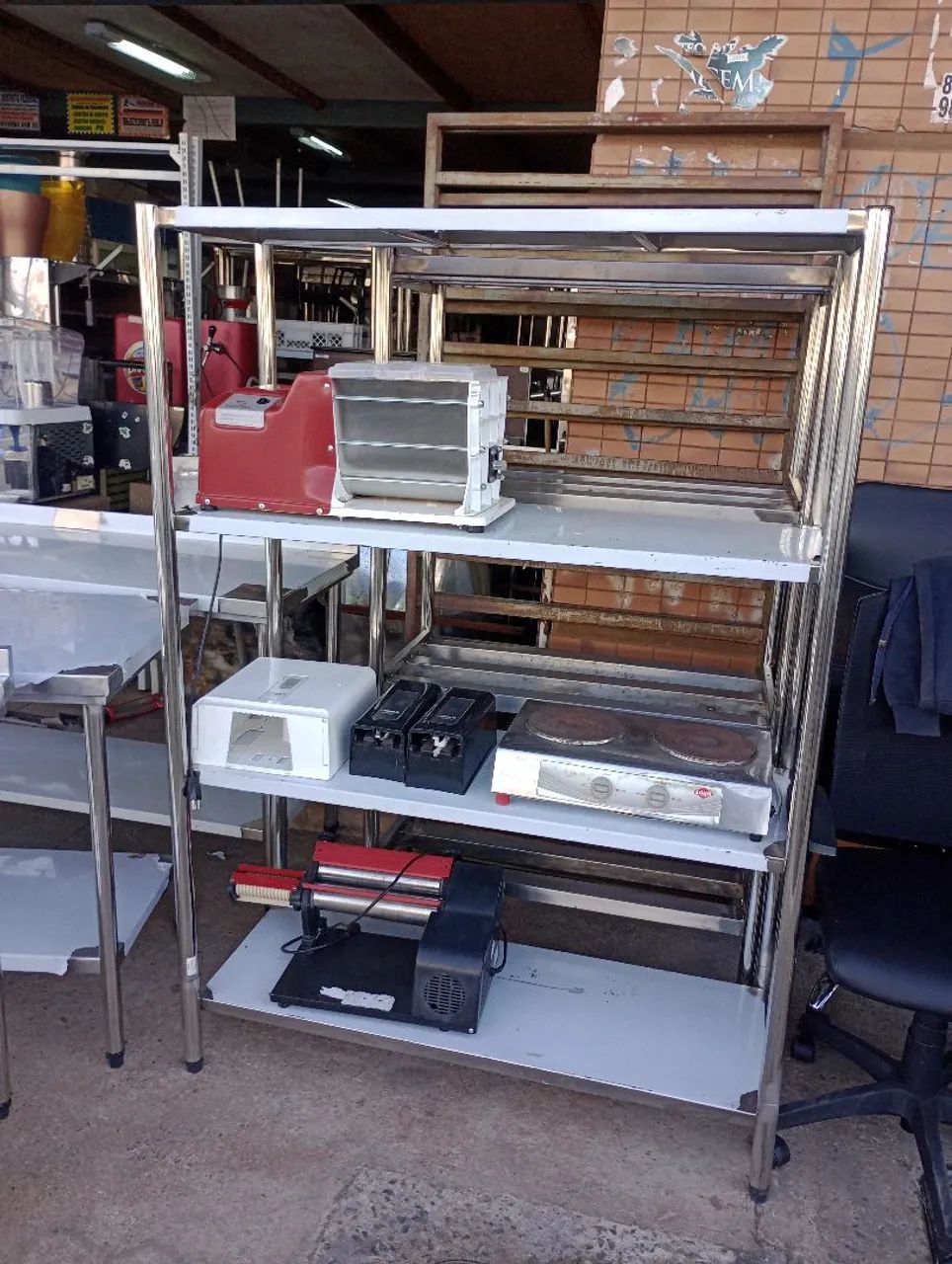 Mesa e pia de aço inox para cozinha industrial - Foto 4