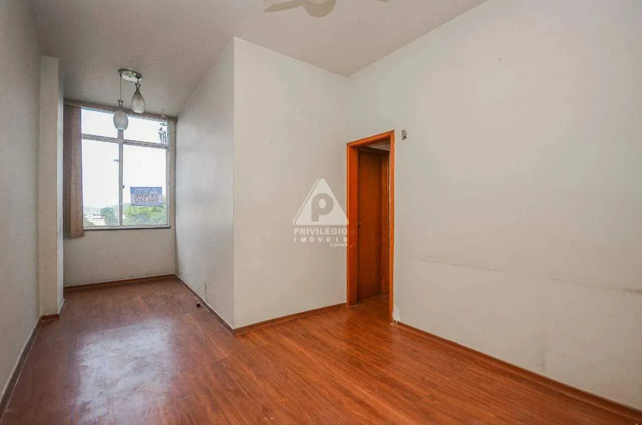 Oportunidade! Quarto e sala em Botafogo