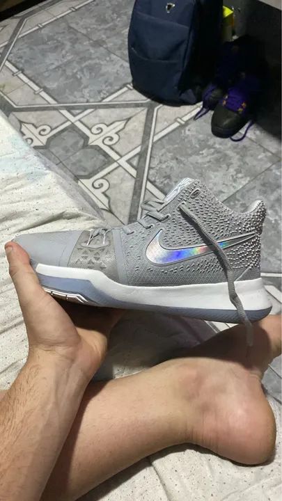 Tênis Nike kyrie - Cinza - Tamanho 42