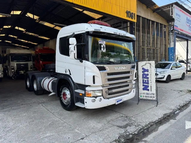 SCANIA P340 6X2 ANO 2010