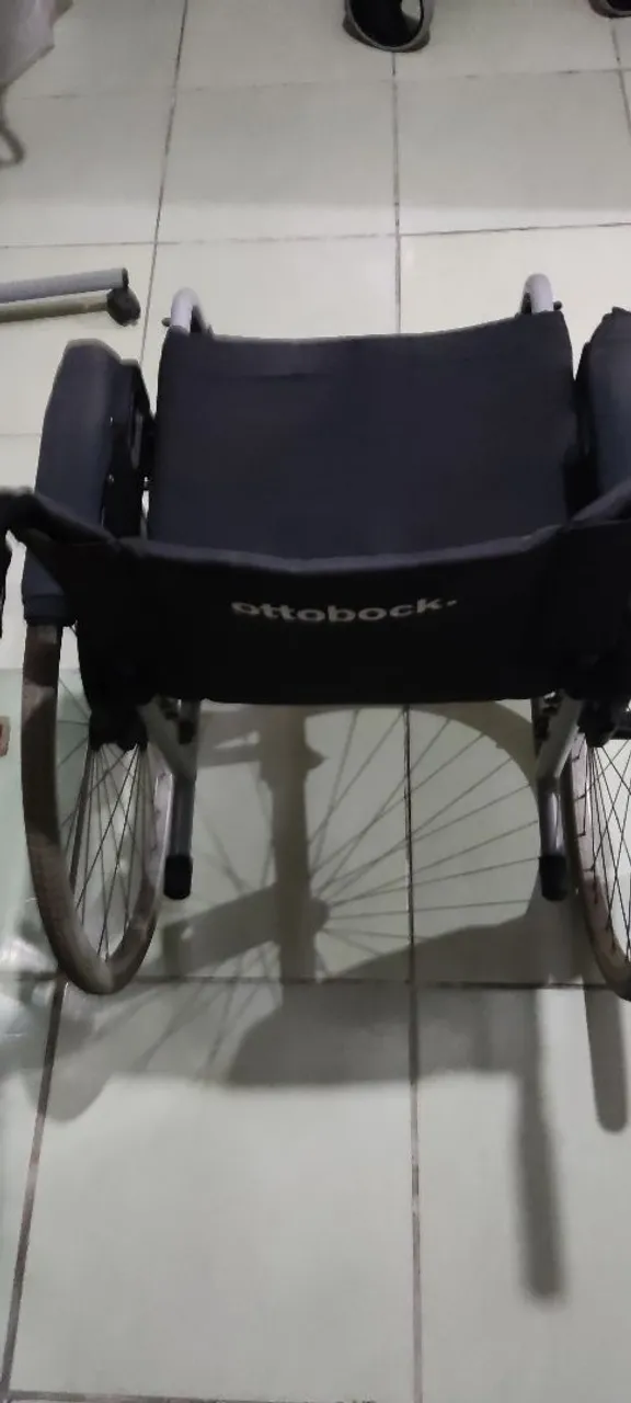 Cadeira de Rodas Alumínio Ottobock