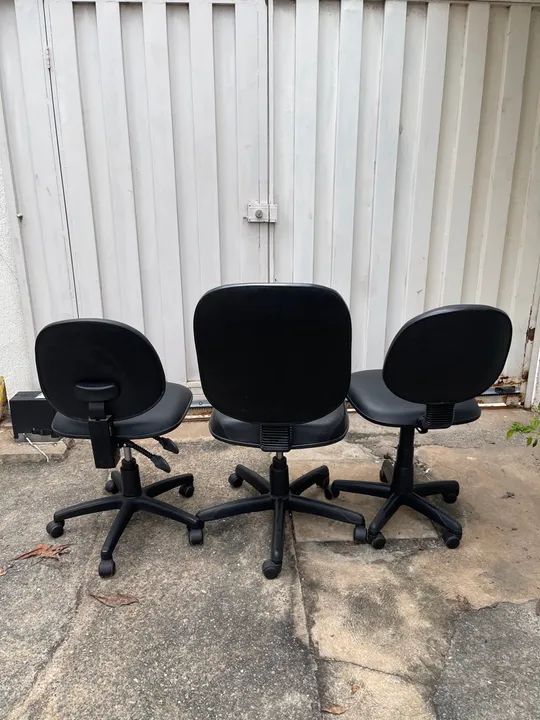 3 Cadeiras de Escritório Giratórias - Ótimo Estado - Foto 2