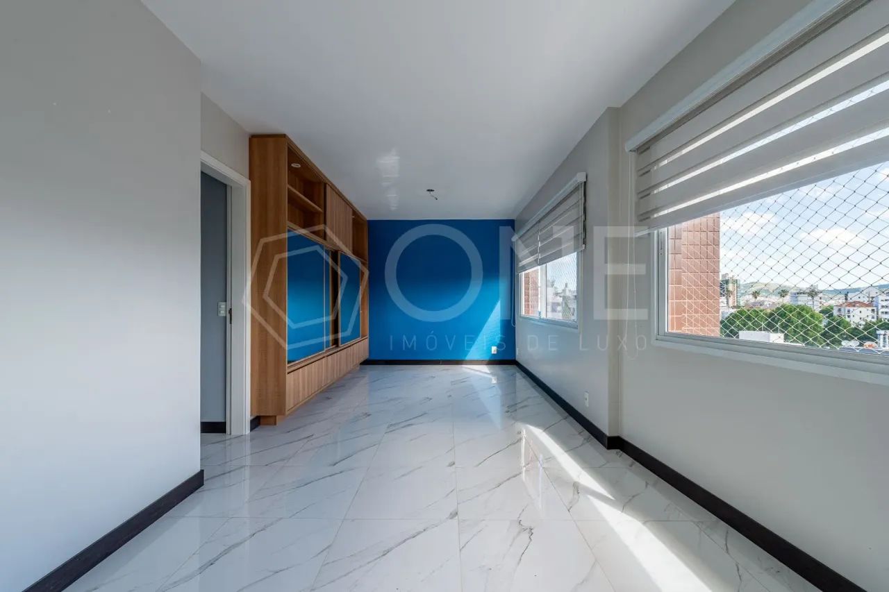 Imóvel para venda possui 93 metros quadrados com 3 quartos em Petrópolis - Porto Alegre -  - Foto 2