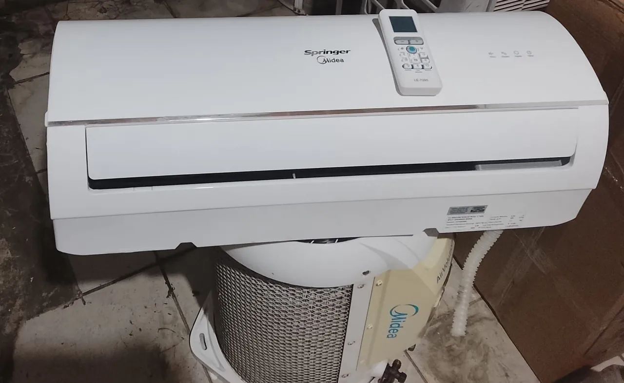 Ar condicionado 9 mil BTUS <br>Garantia de 90 dias <br>instalação e manutenção também ? - Foto 3