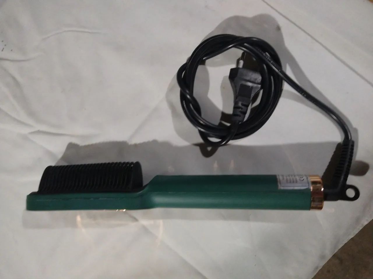 Escova alisadora com aquecimento bivolt. - Foto 3