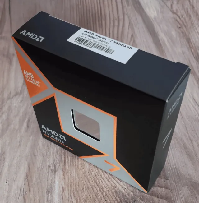 (Lacrado) Processador AMD Ryzen 7 9800X3D, Cache 8MB, 8 Núcleos, 16 Threads, AM5