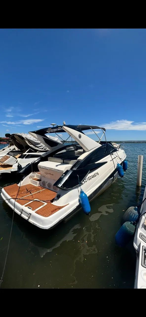 Lancha 1/5 Royal Mariner 30 pés 2018 - Foto 2