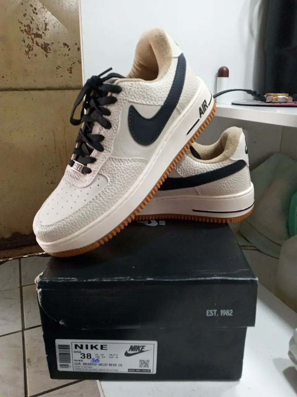 Tênis Nike AIR FORCE 36 Branco/Gelo/ Bege CS