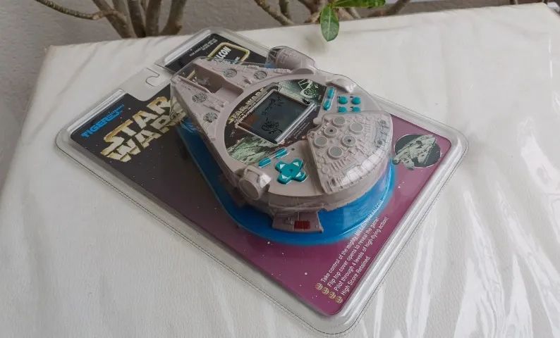 SF・ファンタジー・ホラー Electronic MILLENNIUM FALCON No.69765 Electronic MILLENNIUM FALCON No.69765 - メルカリ