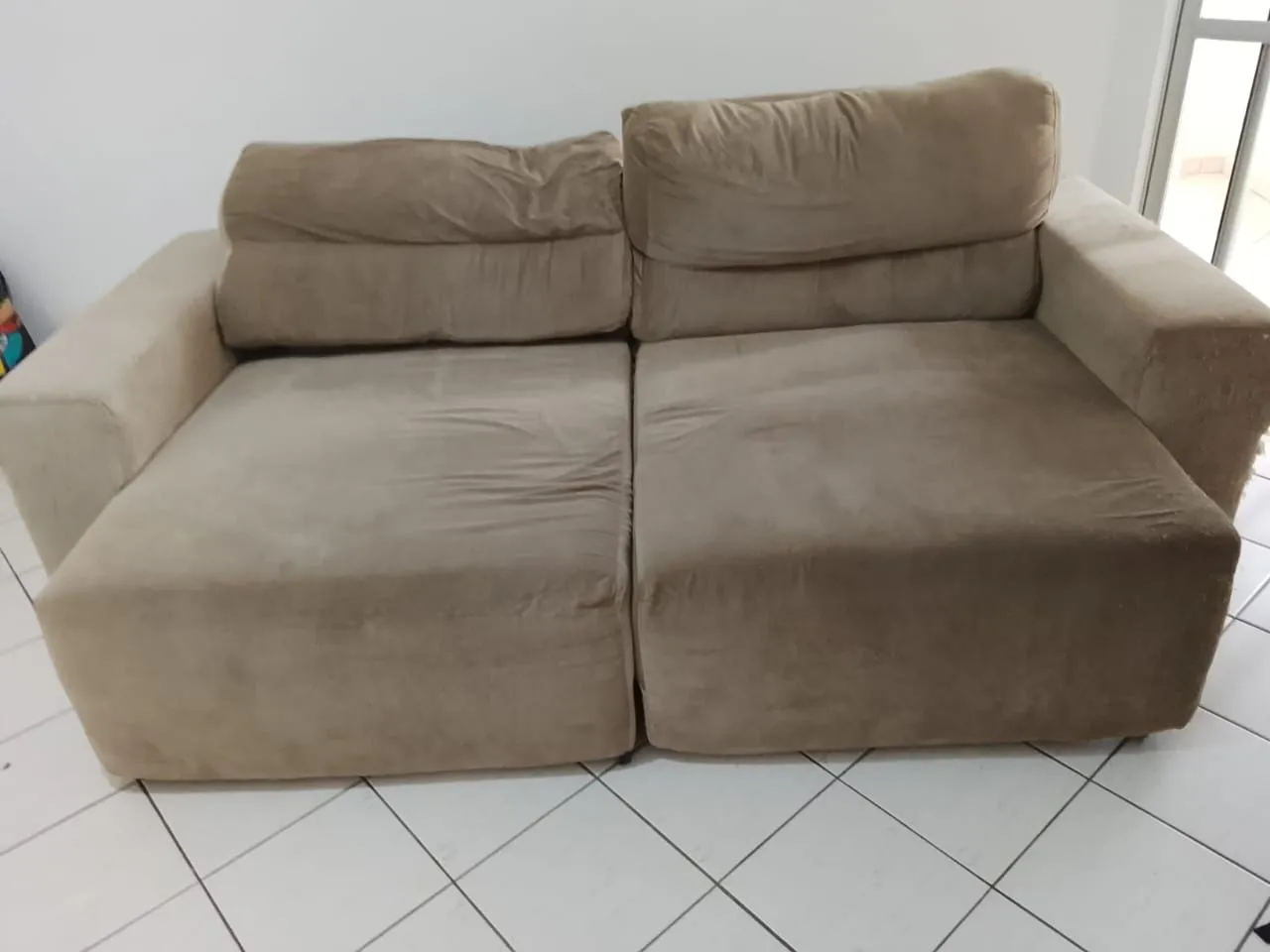 Sofá cama confortável e espaçoso