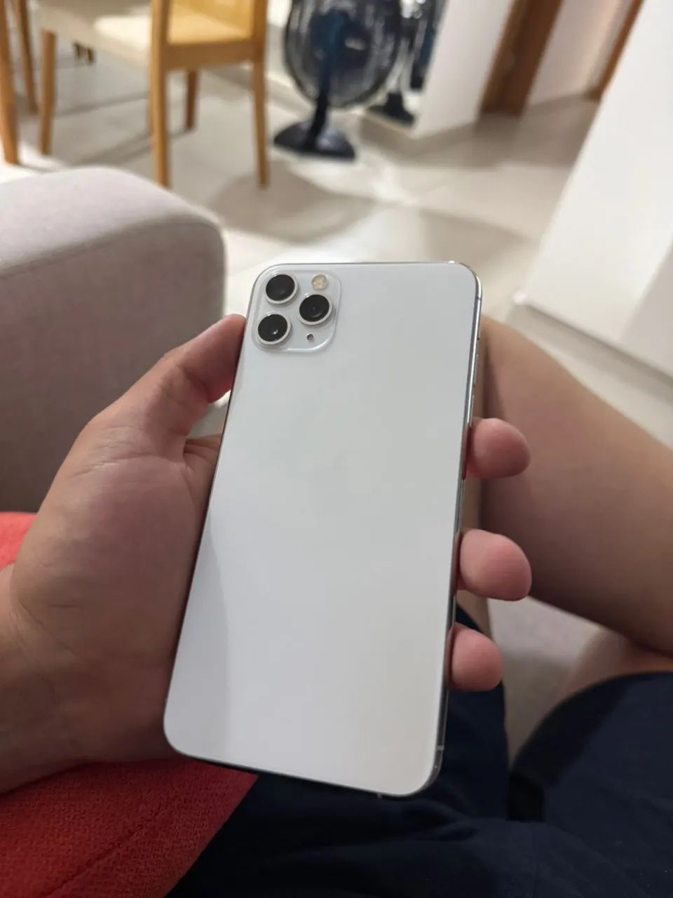 iPhone11promax ホワイト 256GB Busca Paraguai