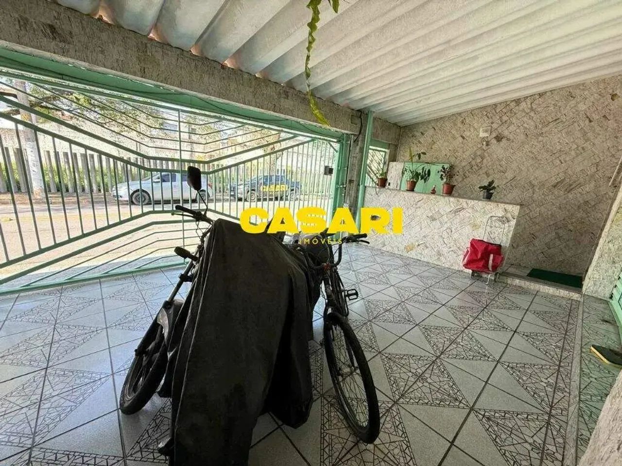 Prédio à venda com 3 apartamentos e 3 salões comerciais  Excelente investimento - Foto 4