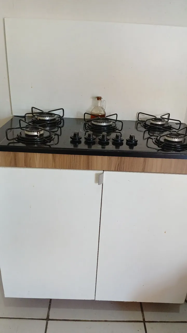 Fogão cooktop 5 bocas ,prateleiras