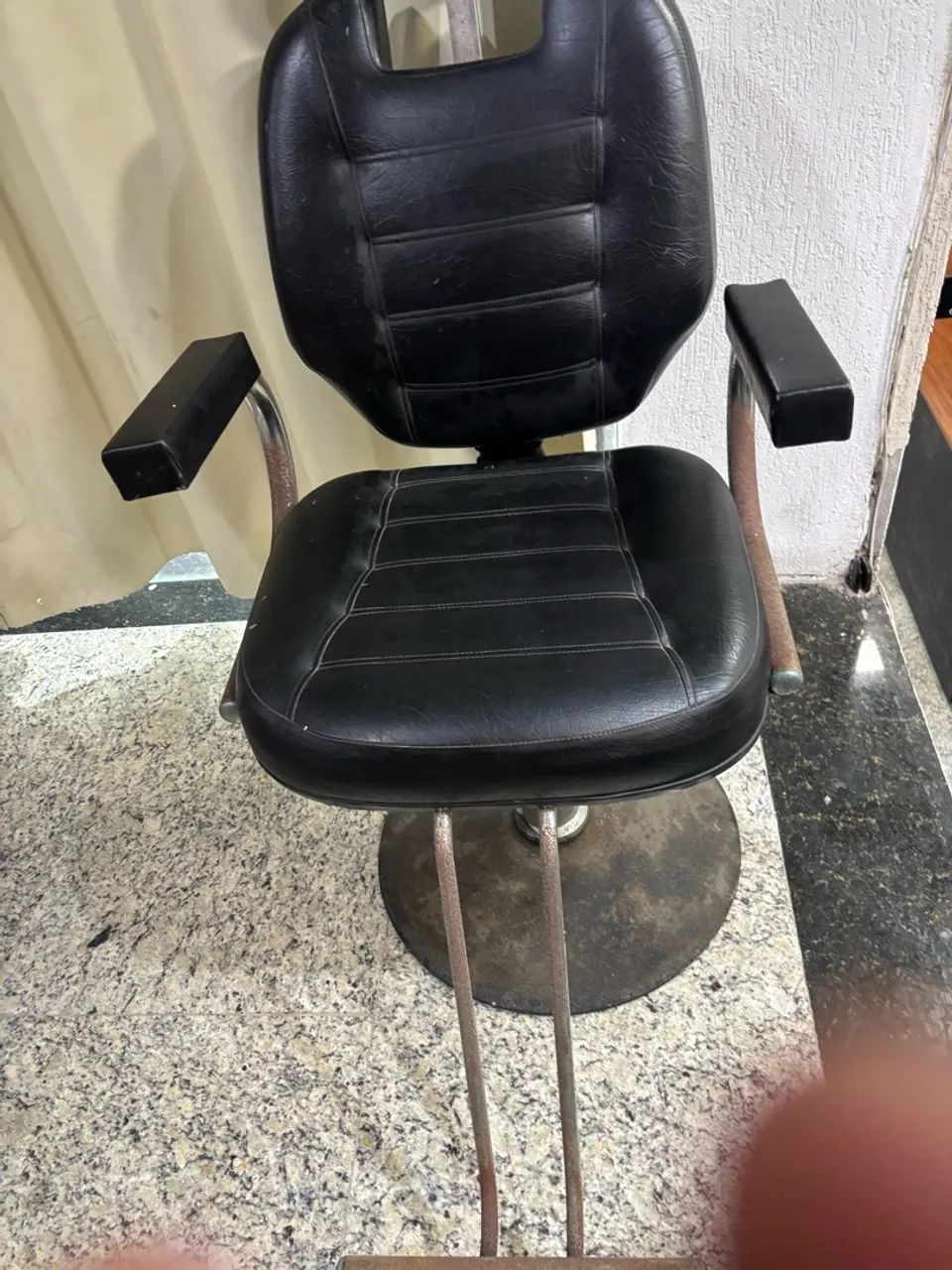 CADEIRA DE BARBEIRO  - Foto 4