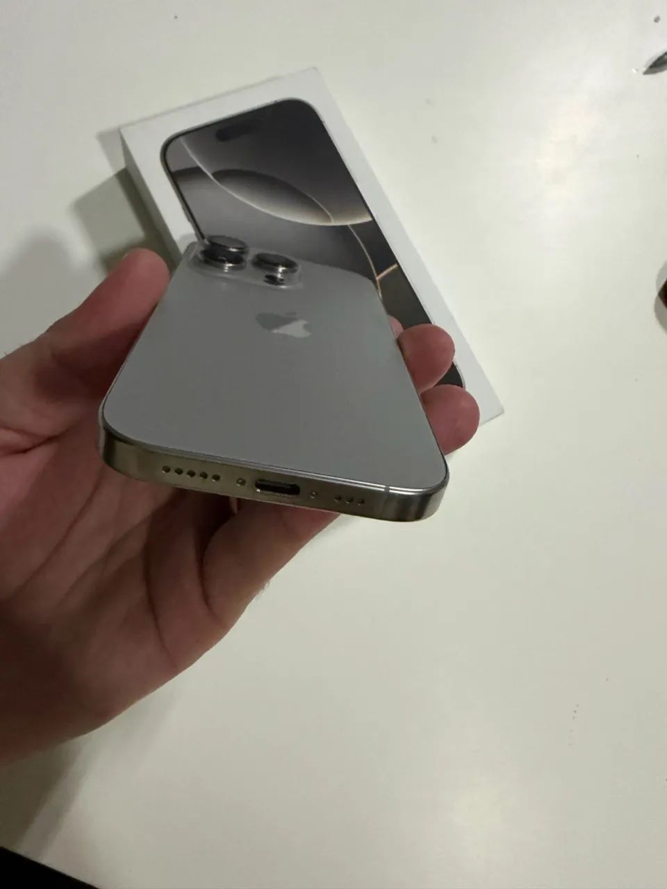 Vendo iPhone 16 pro 256G - Foto 2