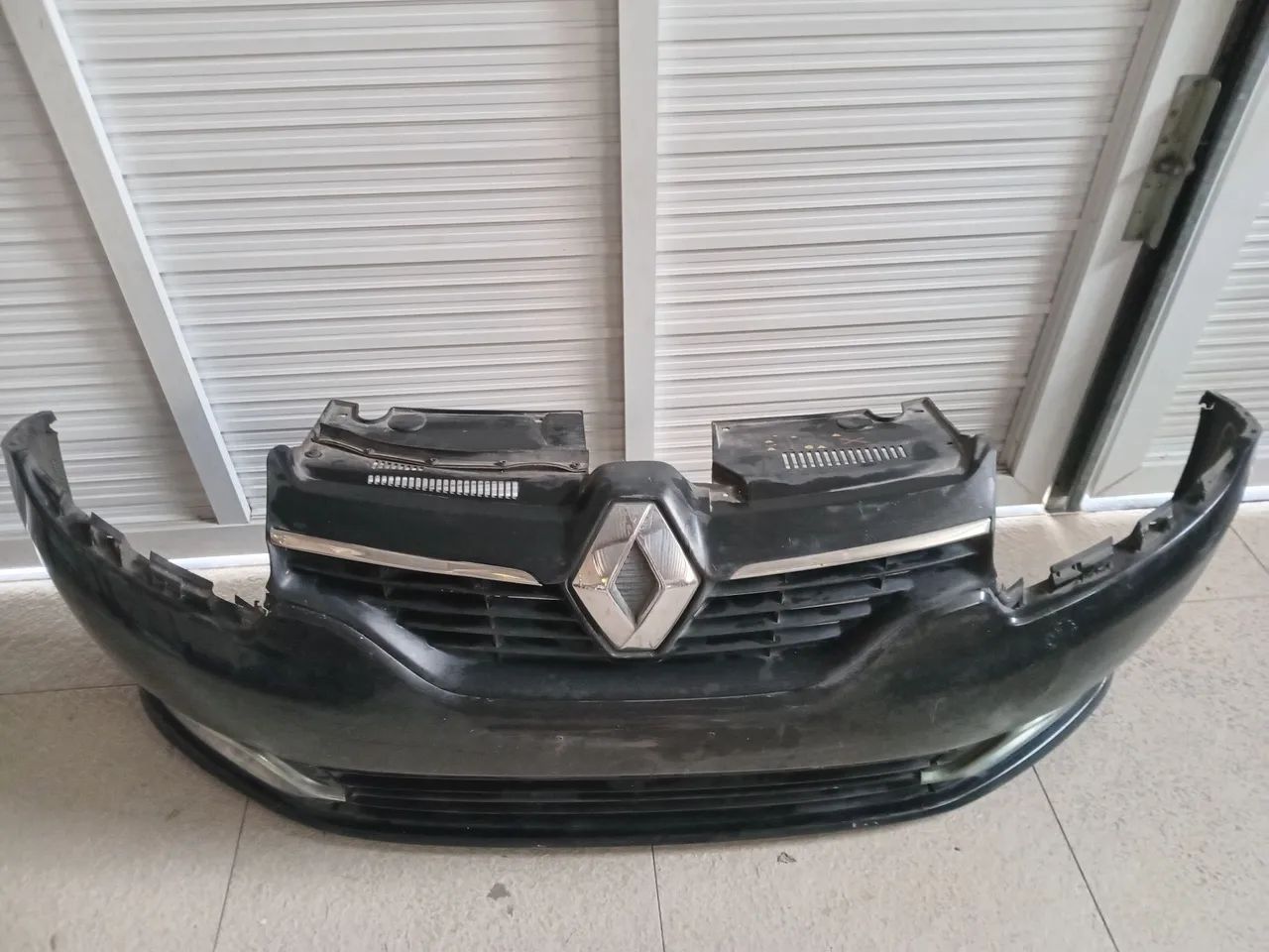 Parachoque de Renault logan 