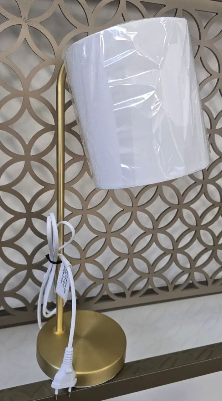 Luminária Mesa com cupula