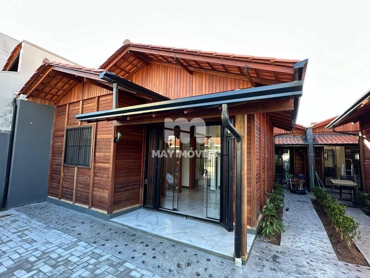Casa mobiliada com 2 dormitórios no Centro de Itajaí