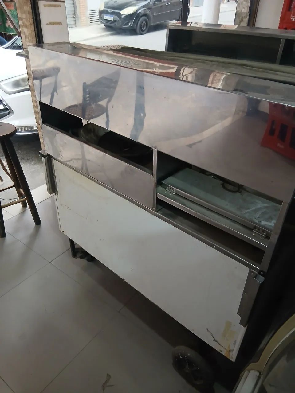 Vendo carrinho de pastel e cachorro quente!!! - Foto 2