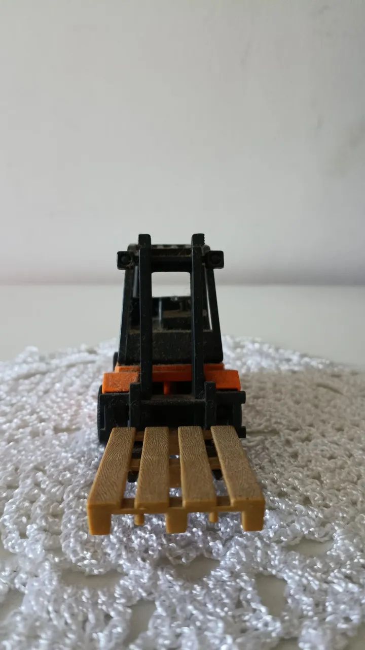 Miniatura de empilhadeira de coleção  - Foto 3