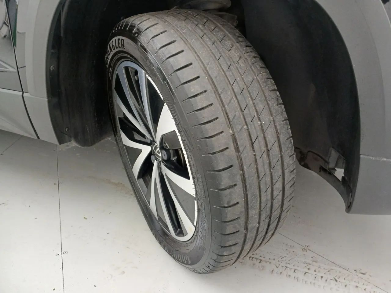 Volkswagen Taos Highline 1.4 250 TSI Flex Aut., foto 13 de 18