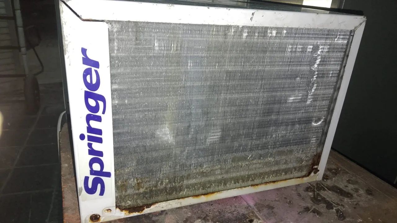 Ar Condicionado Springer 7.500 BTus