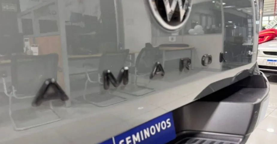 Volkswagen Amarok Extreme CD 3.0 4X4 TB Dies. Aut. 2025 - Foto 3