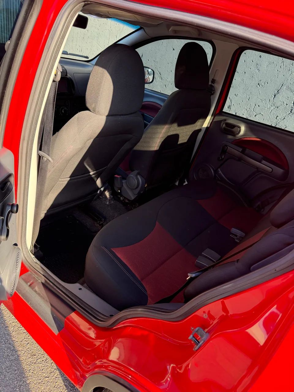 Fiat Uno Sporting 1.4 EVO Fire Flex 8V 4P 2012 - Foto 4
