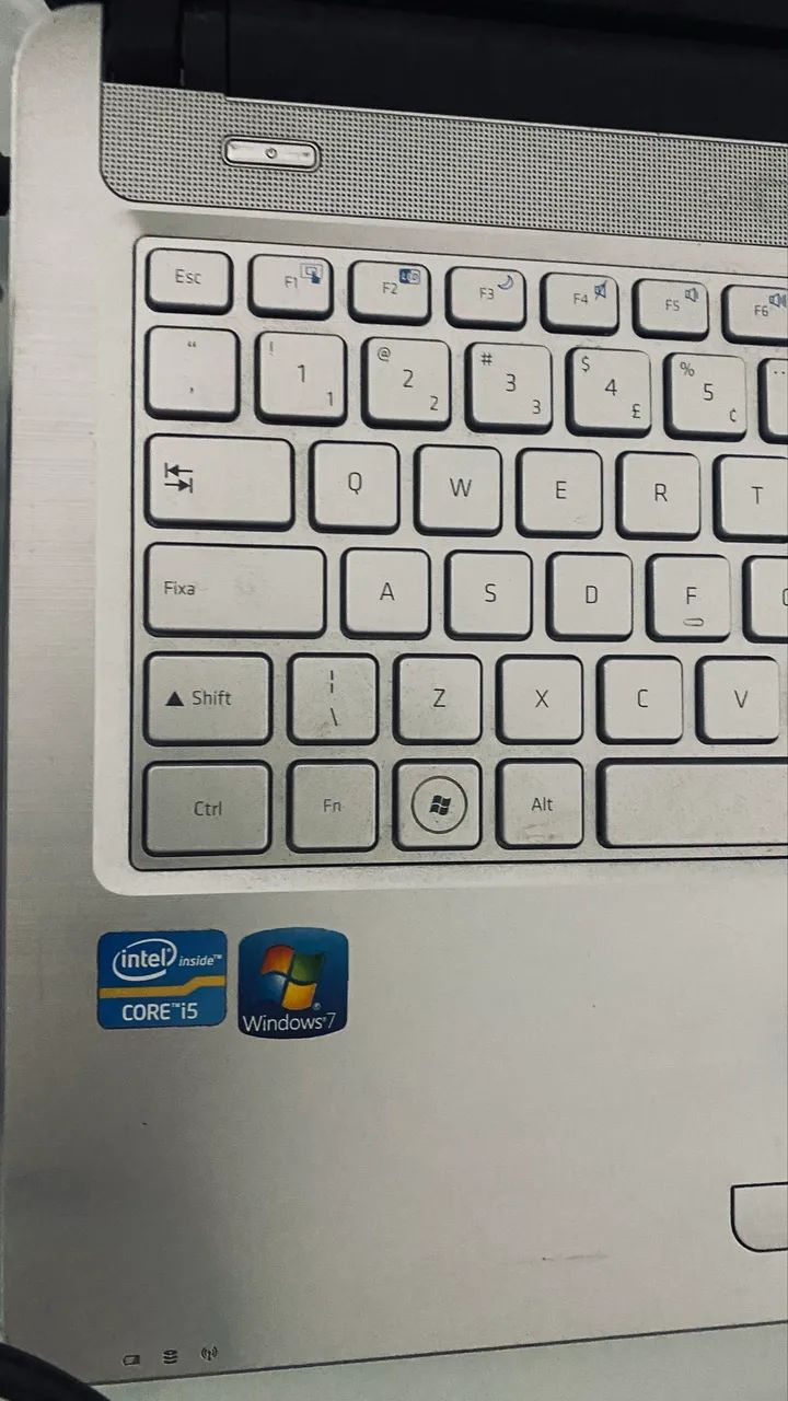 Notebook Positivo Premium i5 - Funcionando | Teclado com defeito + acessórios - Foto 4