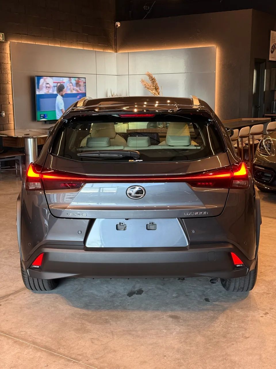 Lexus UX-300h 2.0 16V Aut. (Híbrido), foto 5 de 14