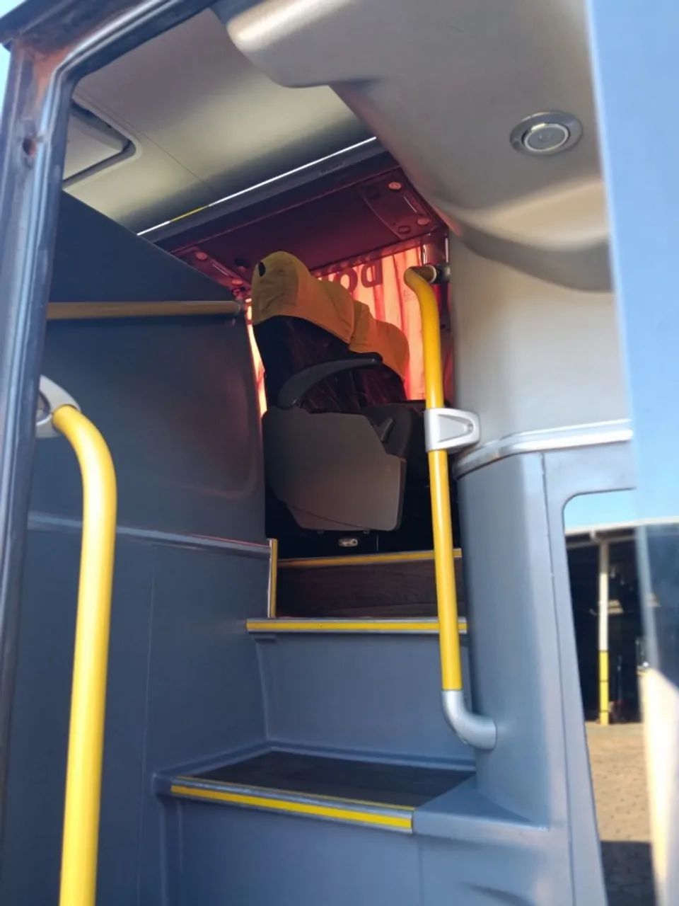 ÔNIBUS COMIL INVICTUS HD - Foto 3