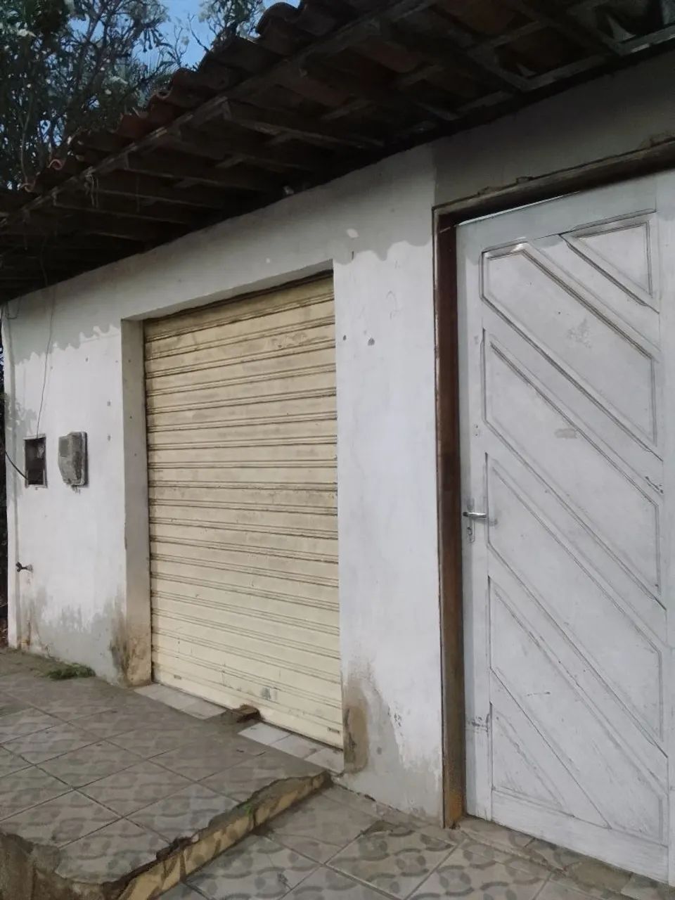 Vendo casa com ponto comercial 