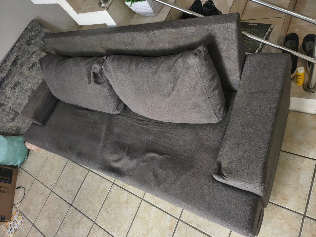 Sofá cinza de 3 lugares - Foto 2
