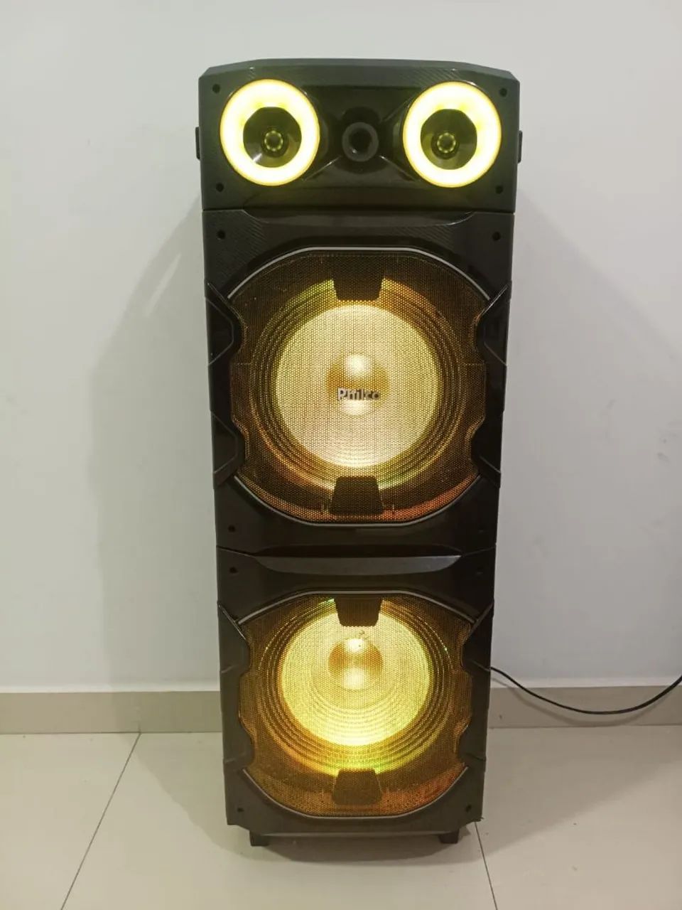 2 sofás,1 caixa de som grande e 2 guarda roupa  - Foto 4