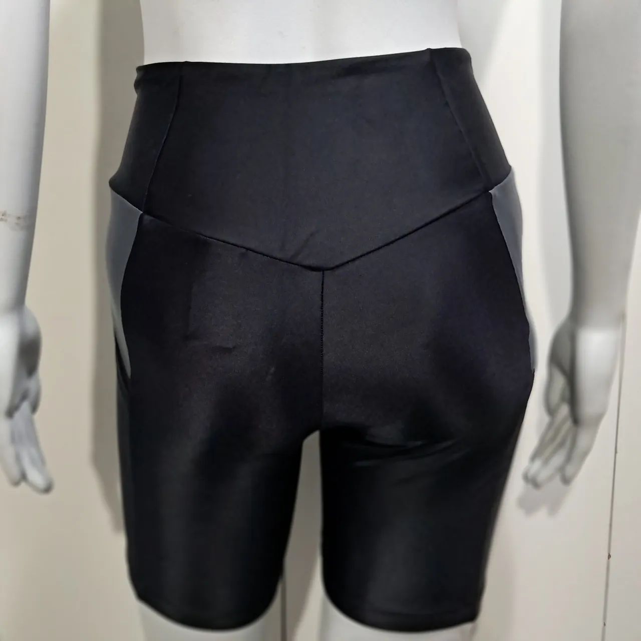 Track & field  short preto original M - Foto 2