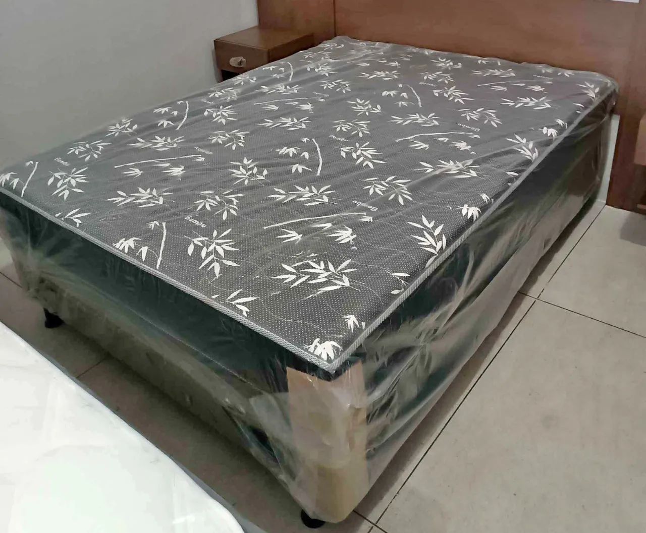 PROMOÇÃO EM CAMA BOX DE CASAL COM ESPUMA D28 - Foto 2