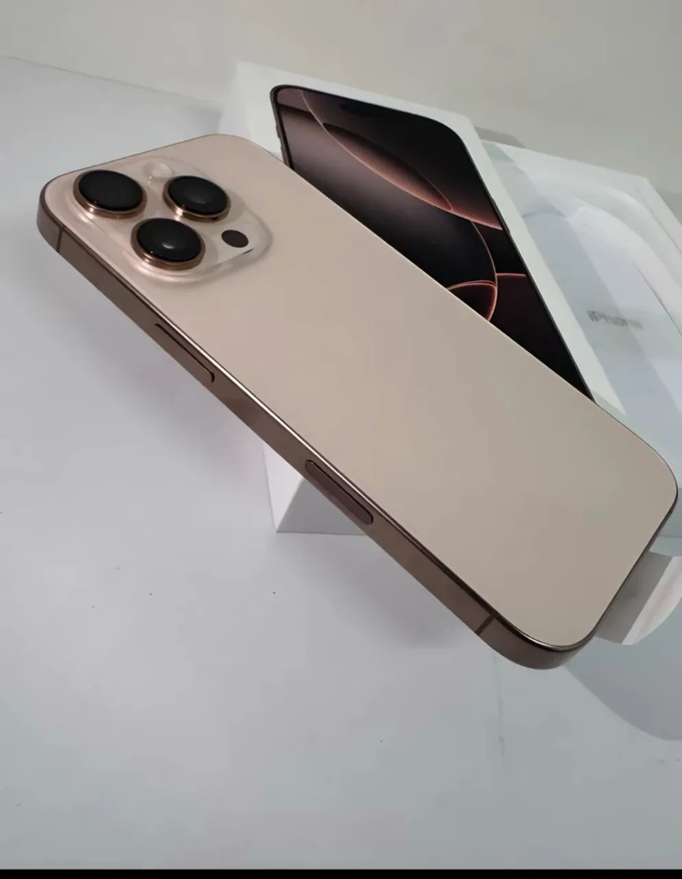 IPHONE 16 PRO MAX DESERT - Foto 4