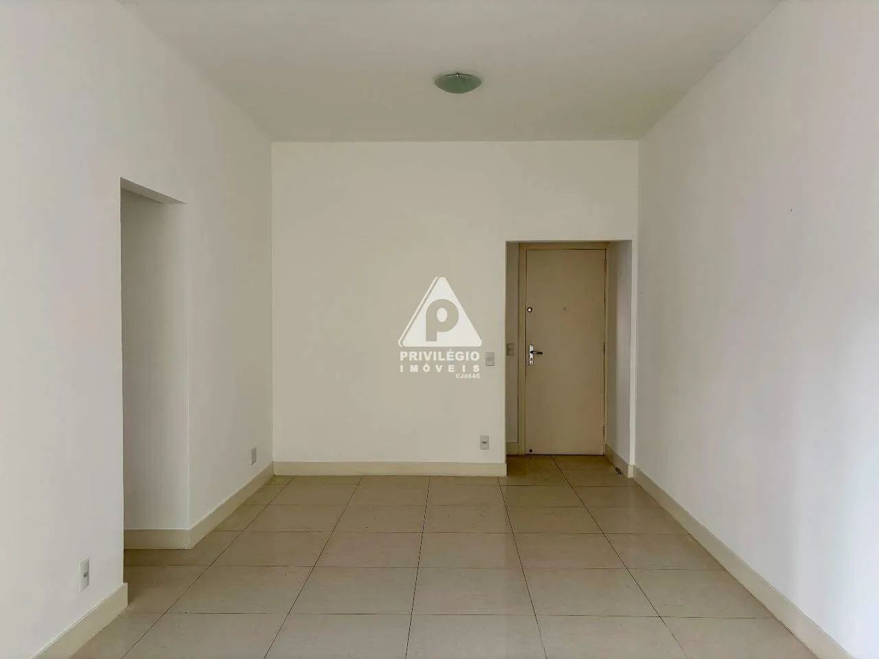 Apartamento reformado com 3 quartos, suíte com varanda e vaga em Ipanema - Foto 2
