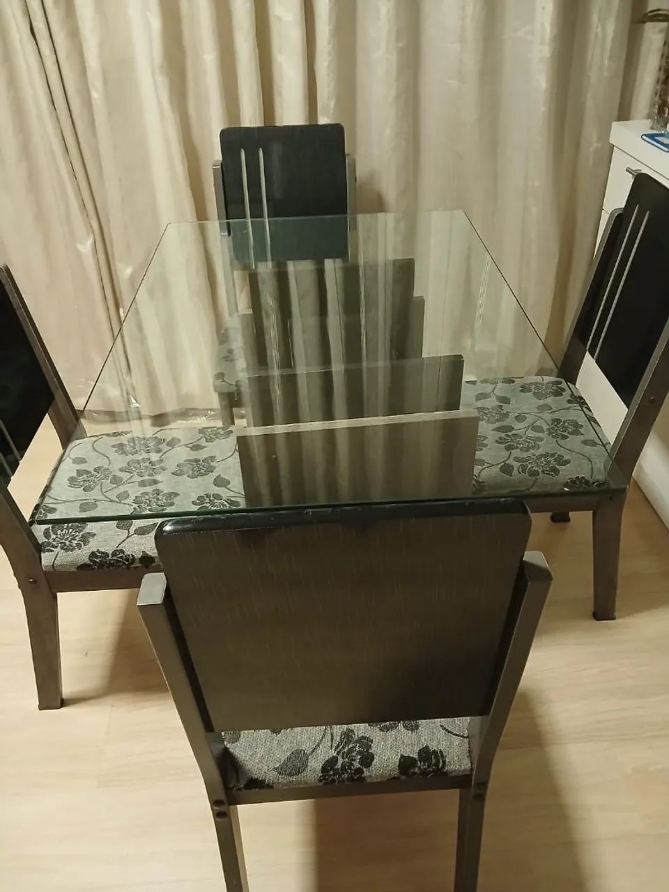 Conjunto Mesa e cadeiras jantar