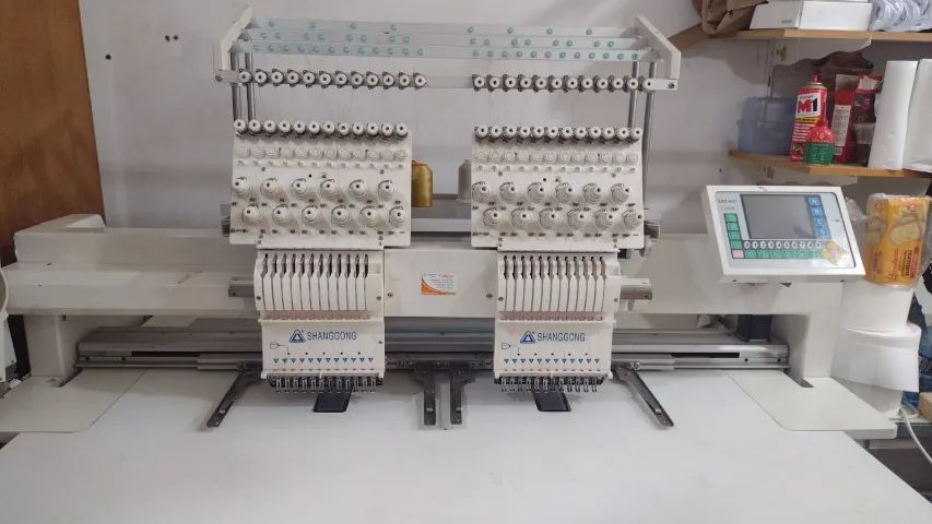 MAQUINA DE BORDAR INDUSTRIAL - Foto 2