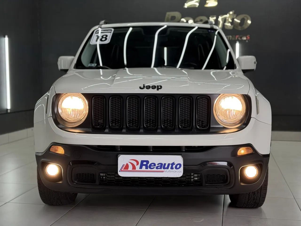 Jeep Renegade Night Eagle 1.8 4X2 Flex Aut. 2018 - Foto 2