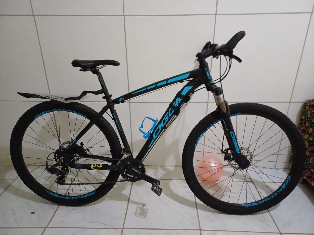 Vendo bicicleta OGGI mtb