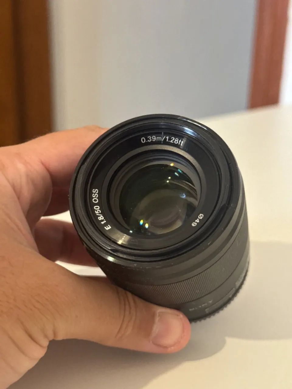 Lente Sony E 50mm f/1.8 OSS usada - Foto 5