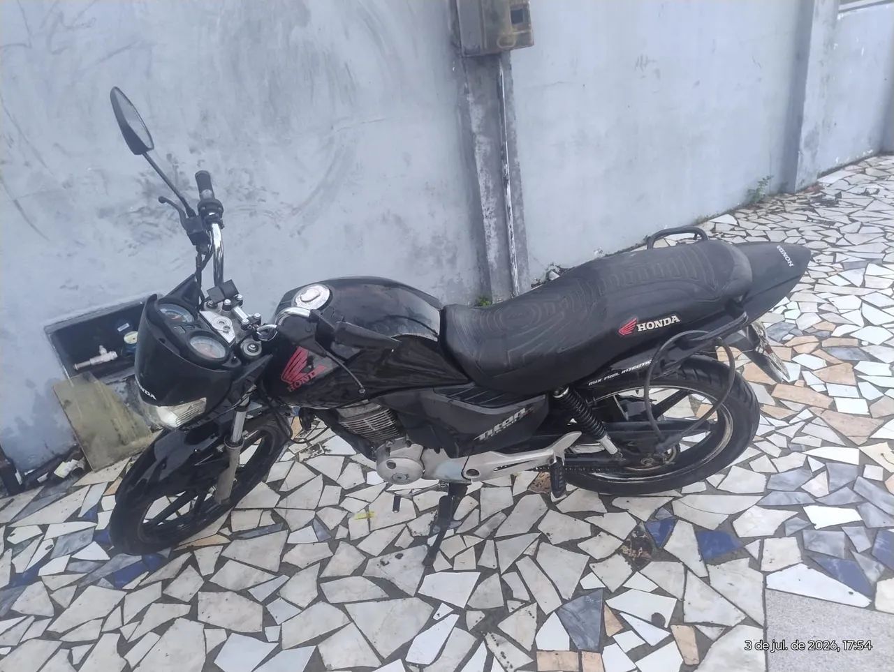Vendo titã quitada e selada  - Foto 5