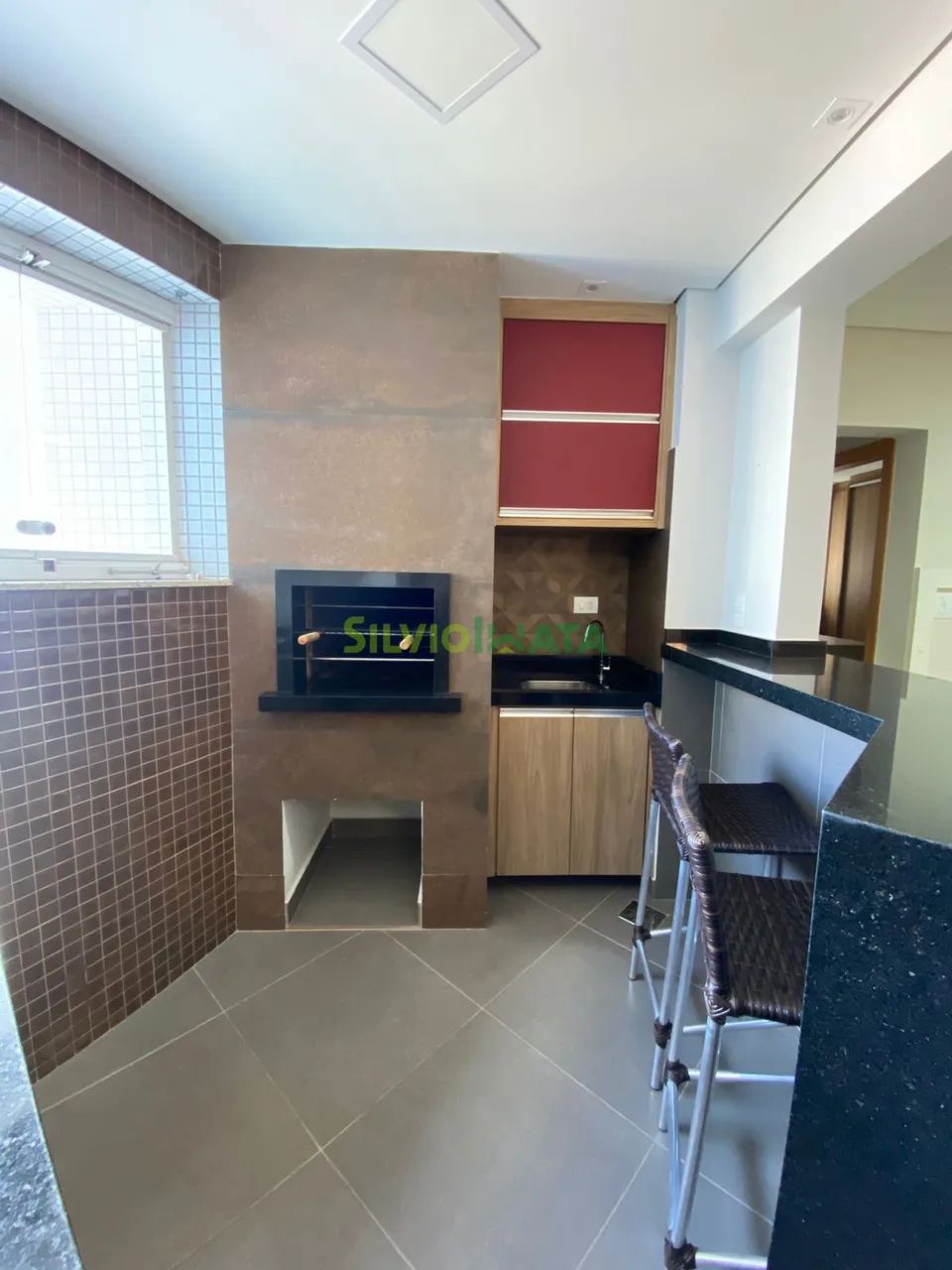 EXCELENTE APARTAMENTO NO EDIFÍCIO SÃO GABRIEL, SEMI MOBILIADO COM 02 QUARTOS, PARA MORAR N - Foto 5