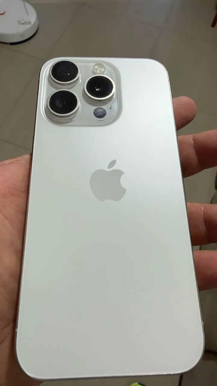 Iphone 15 Pro - Foto 2