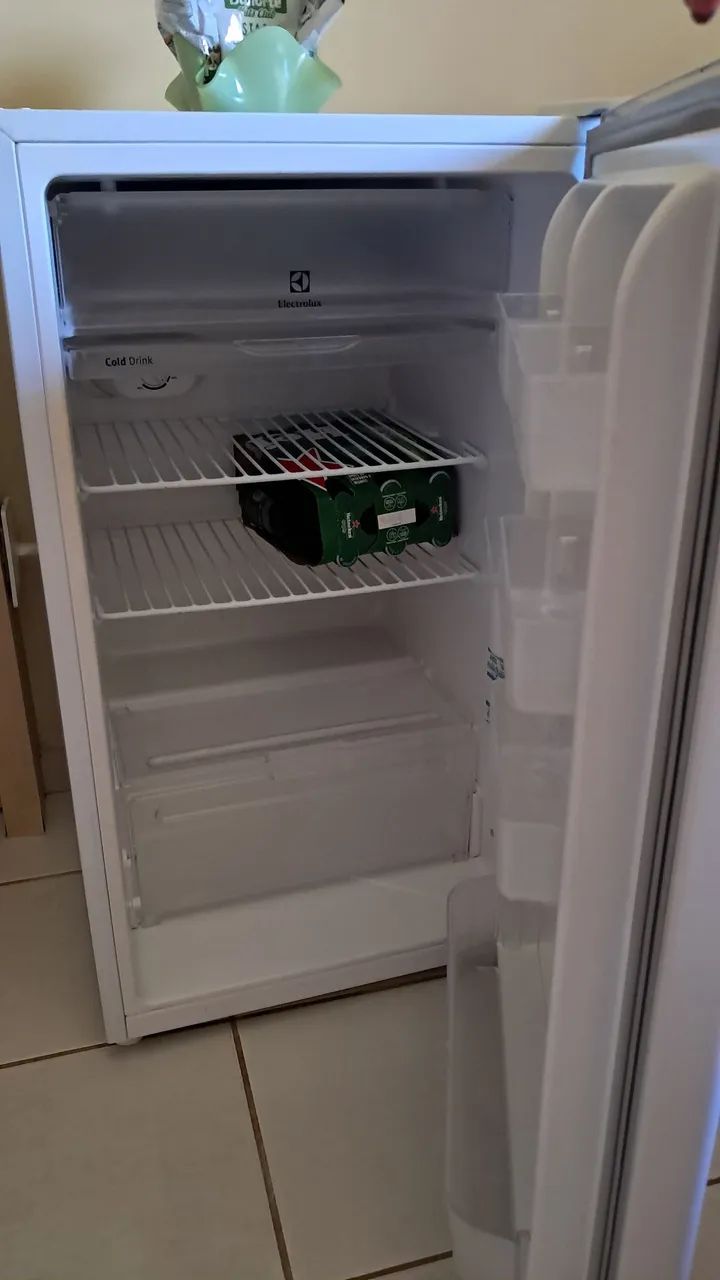 VENDO FRIGOBAR ELETROLUX  - Foto 2