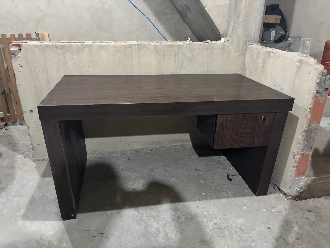 Mesa de madeira de escritório  - Foto 2