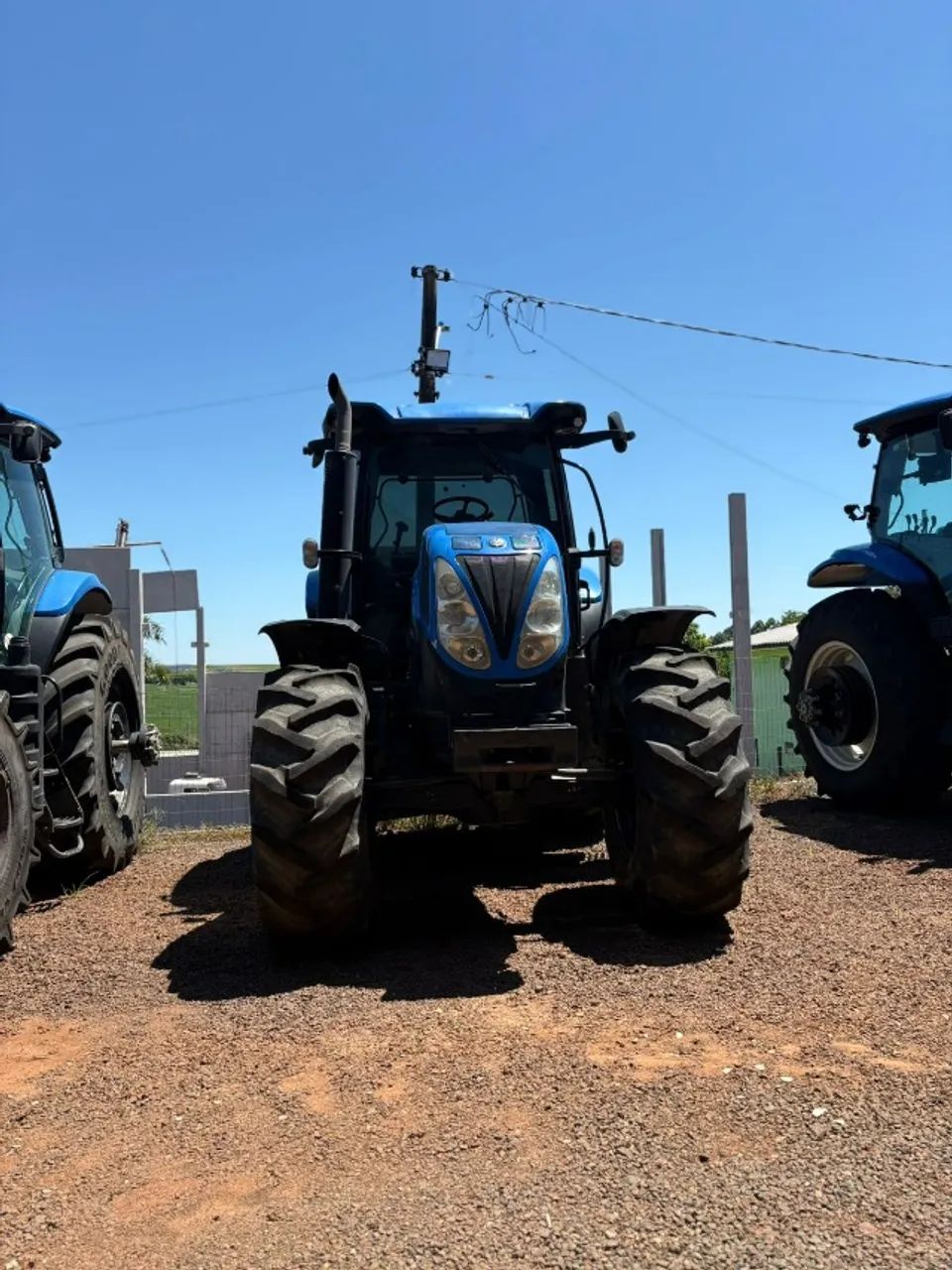TRATOR USADO MARCA NEW HOLLAND, MODELO T7.175 - ANO 2022 - Foto 4