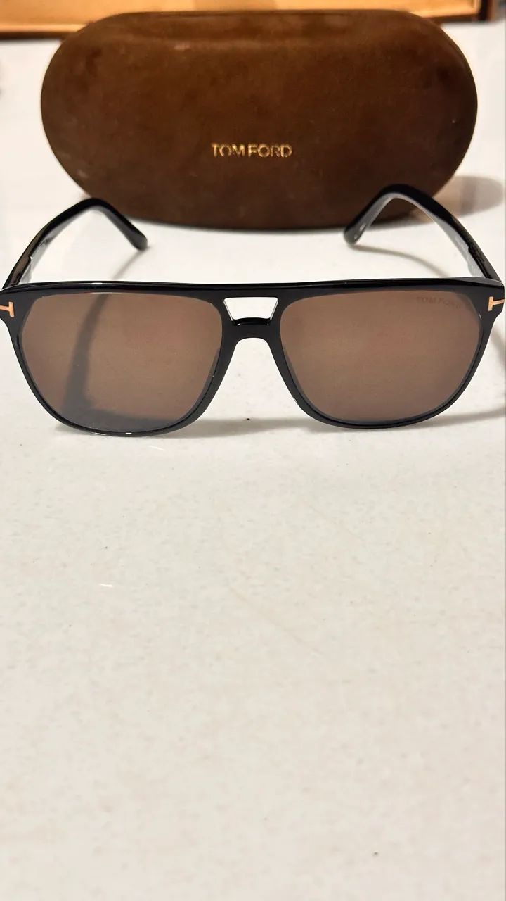 Vendo óculos de sol TOM FORD